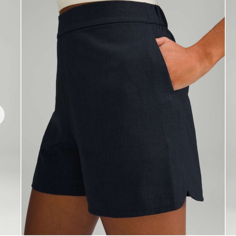 Lululemon Flat Front Relaxed Women’s Short 6